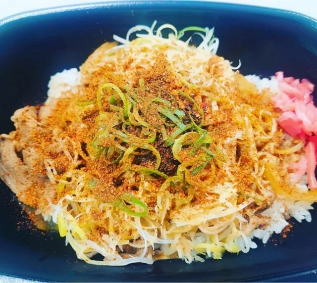 すき家 4号古川西館店 - 塚目（牛丼）の写真