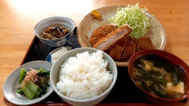 キッチン食堂　城山 - 有備館（日本料理）の写真