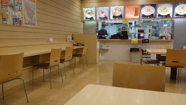 海鮮丼&らー麺 クイックビュッフェ - 泉中央（ラーメン）の写真