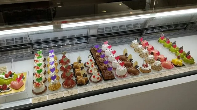 パティスリー・ロジ（PATISSERIE Roji） - 本八戸（ケーキ）の写真