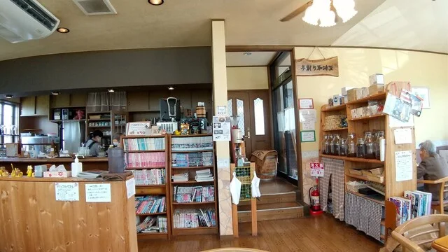 リベルテ - 西古川（喫茶店）の写真