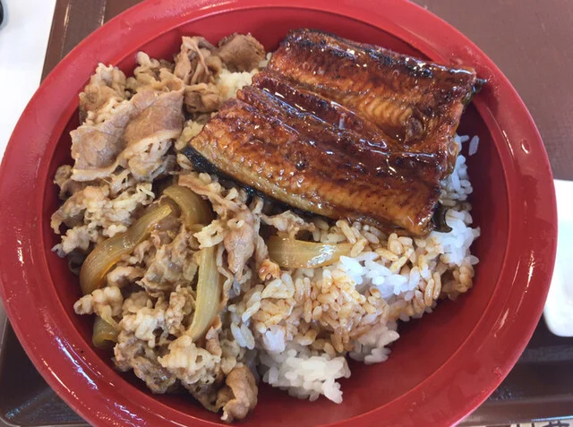 すき家 仙台福室店 - 陸前高砂（牛丼）の写真