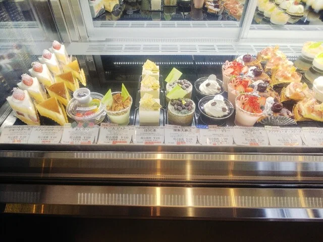 パティスリー アヴァンセ（PATISSERIE AVENCER） - 新青森（ケーキ）の写真