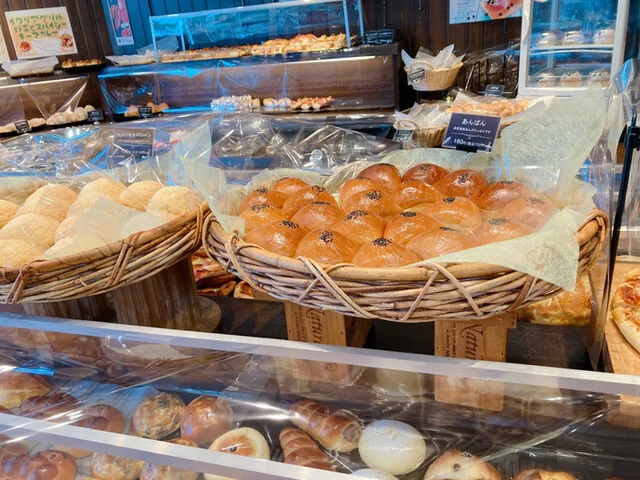 シベールの杜 桂店 - 泉中央（パン）の写真