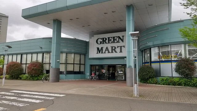 Chateraise PREMIUM YATSUDOKI グリーンマート桂（シャトレーゼ プレミアム ヤツドキ） - 泉中央（ケーキ）の写真