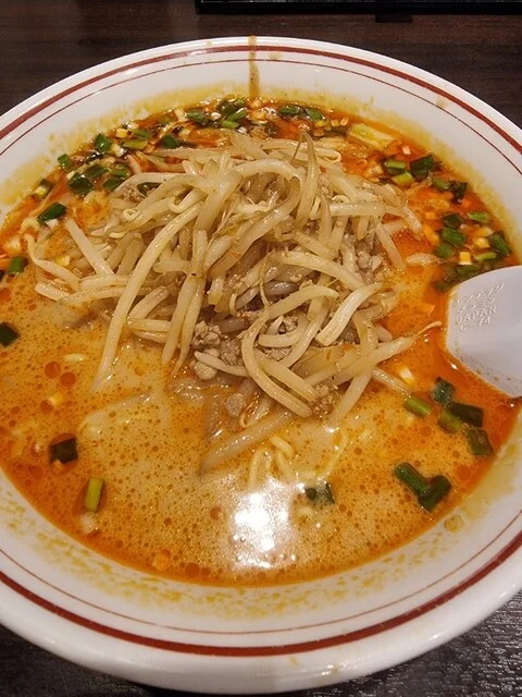 麺点飯 広州 桂木店（メンテンハン コウシュウ） - 筒井（ラーメン）の写真