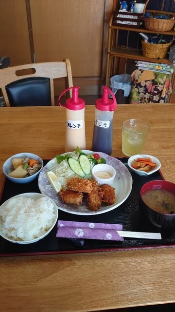 食彩 花水木 - 西塩釜（食堂）の写真