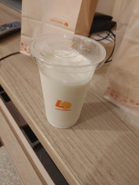 ロッテリア 仙台駅東口店 - 宮城野通（ハンバーガー）の写真