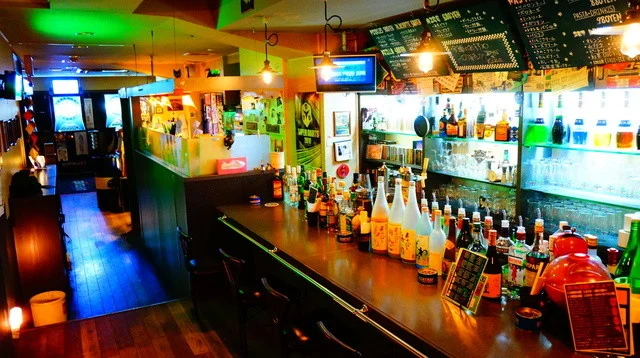 ｃａｆｅ＆ｄａｒｔｓ　黒猫屋 - 青森（バー）の写真