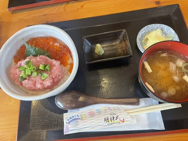 まぐろ屋 明神丸（マグロヤ ミョウジンマル） - 女川（海鮮丼）の写真