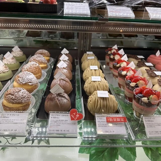 カズノリ イケダ アンディヴィデュエル エスパル仙台店（kazunori ikeda individuel） - 仙台（ケーキ）の写真