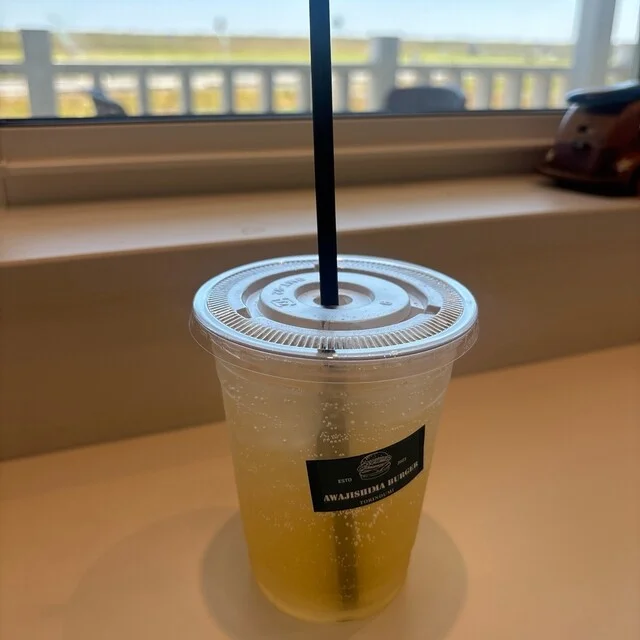 淡路島バーガー 鳥の海店 - 亘理町その他（ハンバーガー）の写真