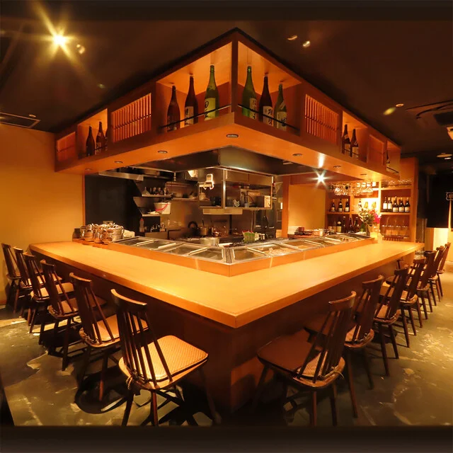 串焼串天 ワインto日本酒 でべそ 仙台南町通店（【旧店名】串焼・もつ鍋 博多でべそ） - あおば通（居酒屋）の写真