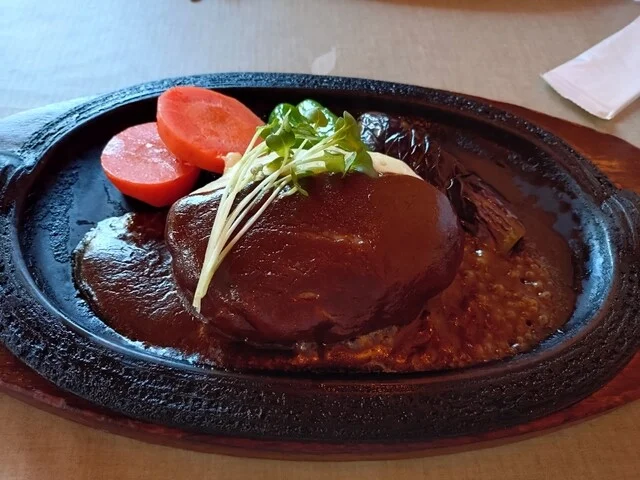 カープル - 北山（ハンバーグ）の写真