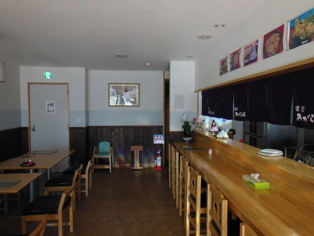 塩釜あがらいん - 本塩釜（海鮮丼）の写真