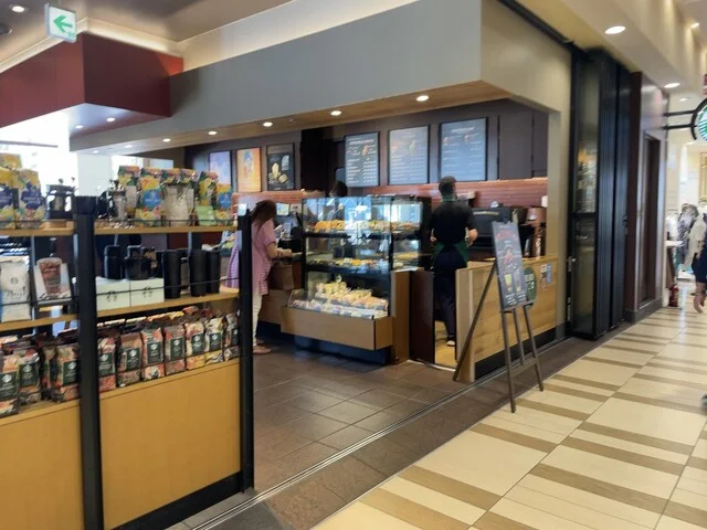 スターバックス・コーヒー 泉中央セルバ店 - 泉中央（カフェ）の写真