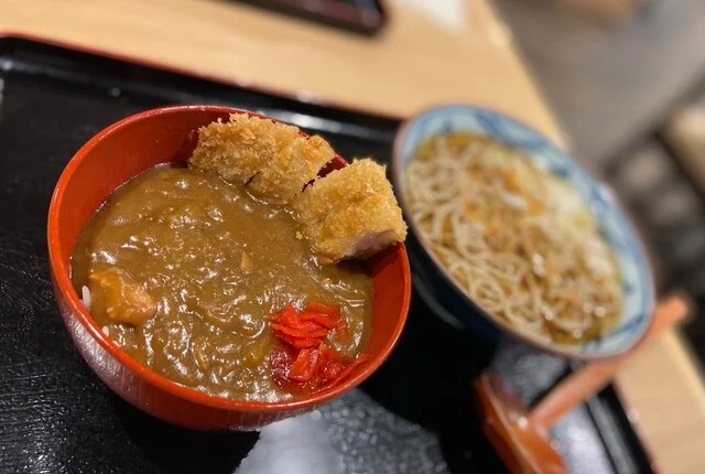 そばの神田 町前屋 松森店 - 黒松（そば）の写真