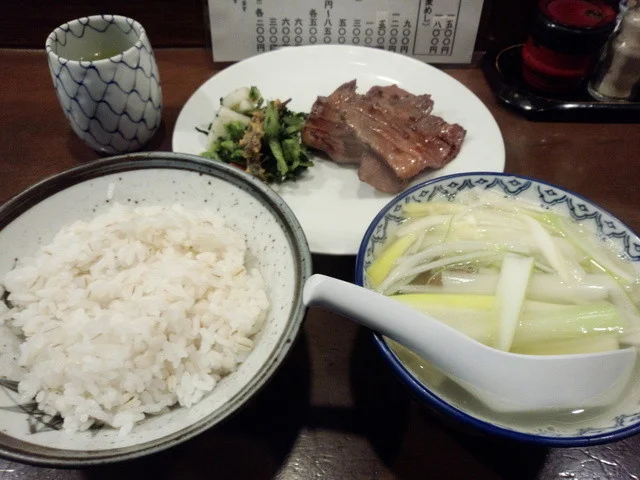 味太助 本店（あじたすけ） - 勾当台公園（牛タン）の写真