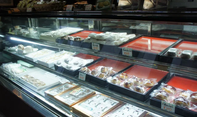 西條菓子舗 駅前店（さいじょうかしほ） - 鳴子温泉（和菓子）の写真