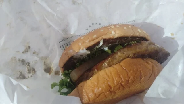 フレッシュネス バーガー 楽天モバイルパーク宮城店（FRESHNESS BURGER） - 宮城野原（ハンバーガー）の写真