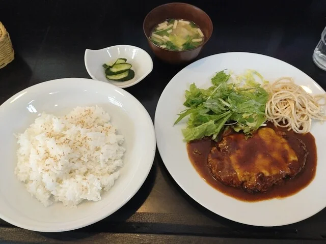 ユリーナ - 陸前落合（ハンバーグ）の写真