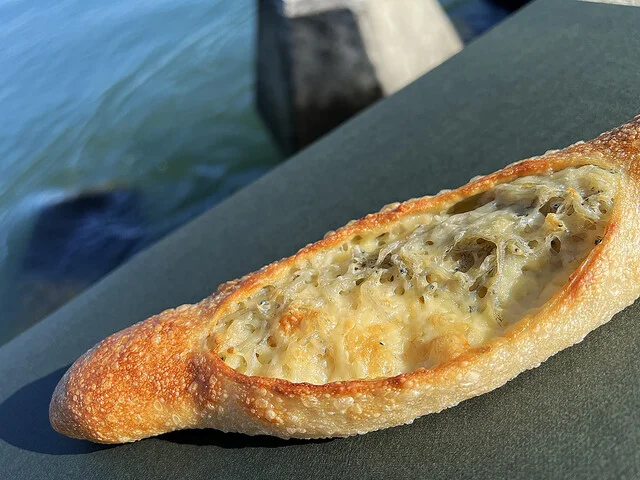 ぱんや こてつ - 美田園（パン）の写真