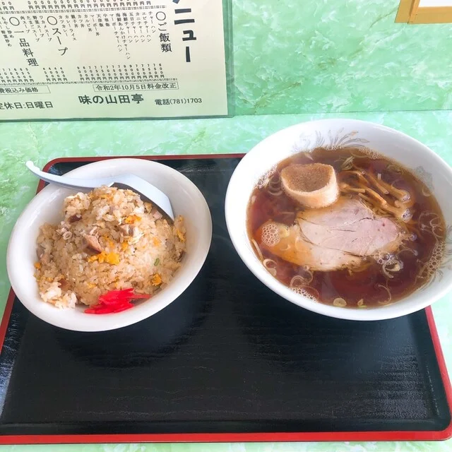 山田亭 - 青森（食堂）の写真