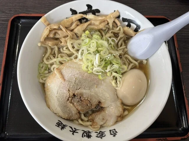 自家製太麺 渡辺（ジカセイフトメン ワタナベ） - 泉中央（ラーメン）の写真