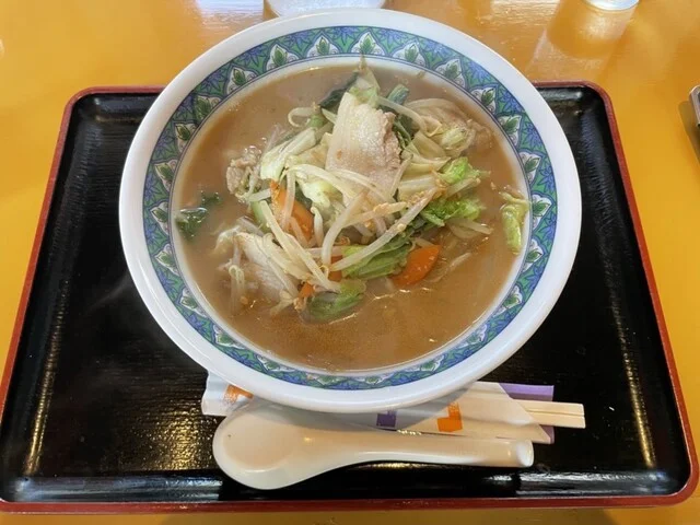 やきとりぶんぶん 中華料理 中華杜華 - 女川（焼き鳥）の写真