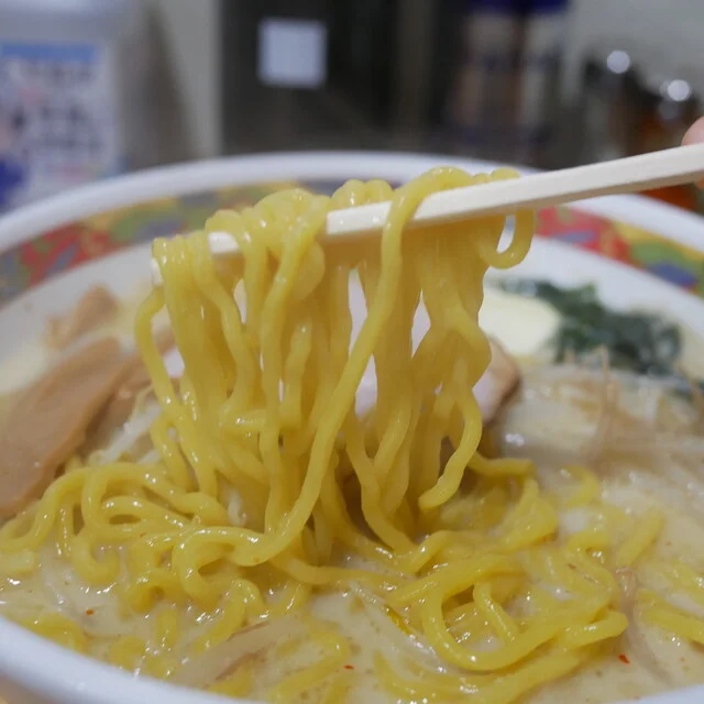味の札幌 浅利 - 青森（ラーメン）の写真