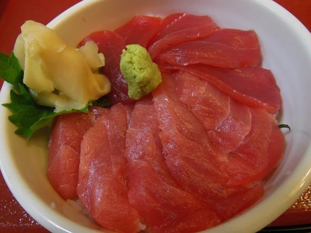 塩釜あがらいん - 本塩釜（海鮮丼）の写真