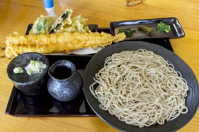 せいじん庵 - 有備館（そば）の写真