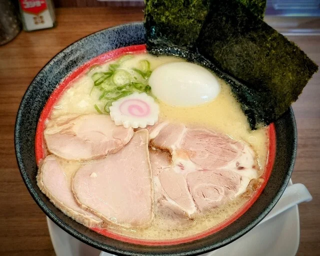 石臼玄麦自家製らーめん 丸竈（マルガマ） - 中野栄（ラーメン）の写真