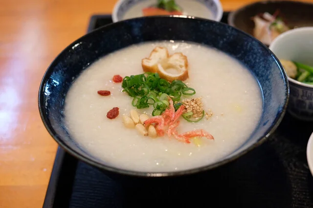 ピロチュン（碧螺春） - 八戸（喫茶店）の写真