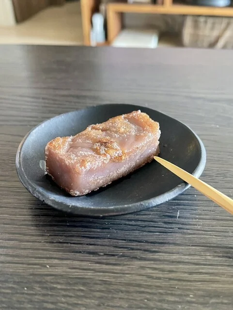 永井久慈良餅店 新青森駅ビル あおもり旬味館店 - 新青森（和菓子）の写真