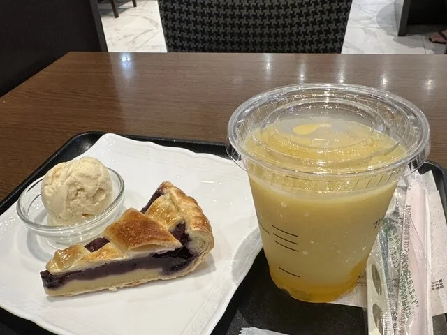 タリーズコーヒー ＆TEA イオンタウン仙台泉大沢（TULLY'S COFFEE） - 泉中央（カフェ）の写真