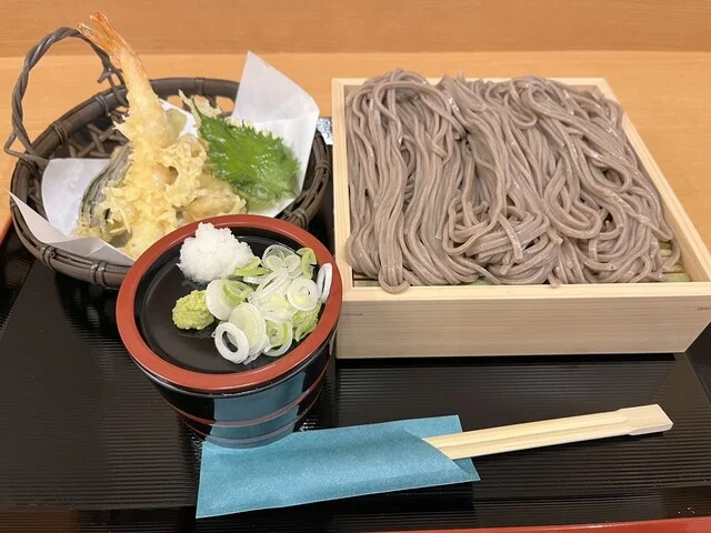 比内地鶏と肉そば 蕃山 - 泉中央（そば）の写真