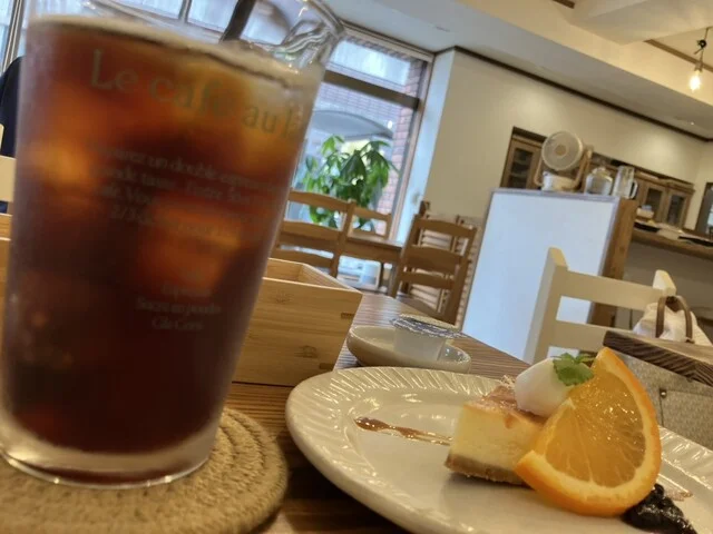 cafe and kissa sugasol（カフェアンドキッサシュガソル） - 黒松（カフェ）の写真