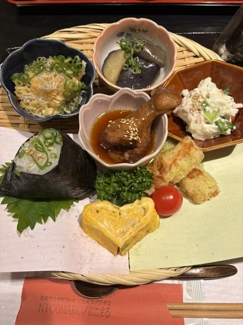 NICOMARU（にこまる） - 中央弘前（おにぎり）の写真