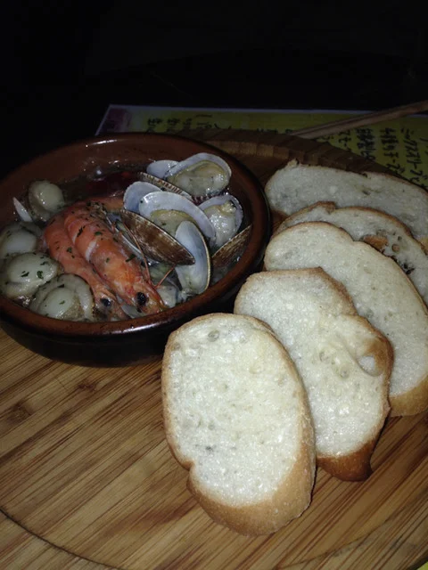 バー シェルター（ＢＡＲ ＳＨＥＬＴＥＲ） - 泉中央（バー）の写真