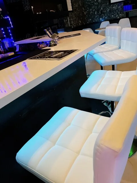 UDON BAR なんでやねん - 青森（バー）の写真