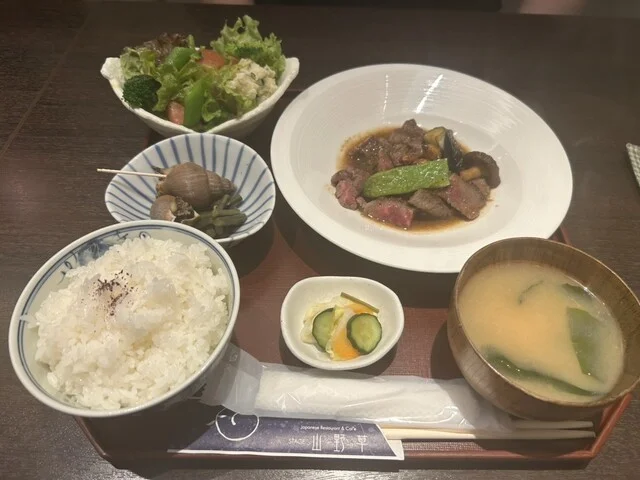 STAGE 山野草（ステージ サンヤソウ） - 弘前（食堂）の写真