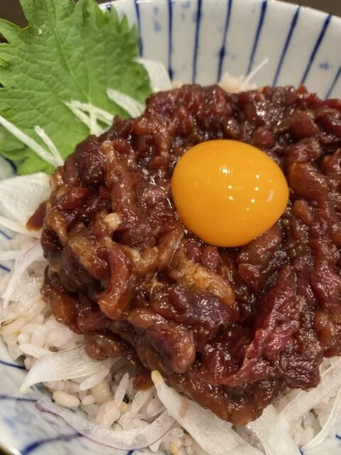 馬神（メガミ） - 本塩釜（馬肉料理）の写真