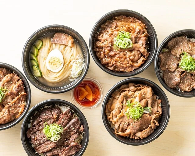 カルビ丼と冷麺 やま丼 - 長町南（丼）の写真