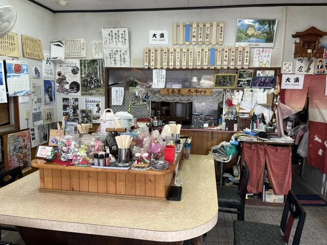 肉屋食堂 - 瀬峰（食堂）の写真