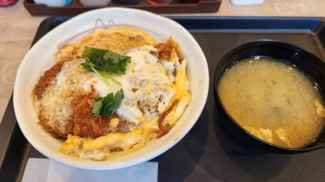 松屋 青森観光通り店 - 筒井（牛丼）の写真