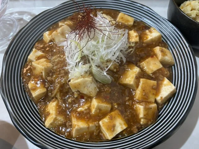 Kitchen Bull - 本八戸（食堂）の写真