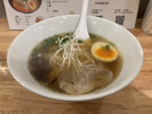 松寛商店 - 本八戸（ラーメン）の写真