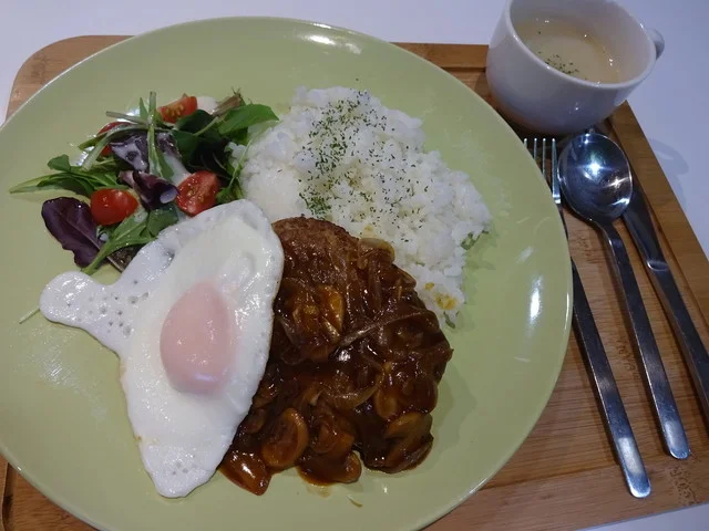 空飛ブ鯨堂（ソラトブクジラドウ） - 長町南（喫茶店）の写真