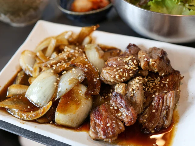 ヤキニク MOW（モウ） - 陸前高砂（焼肉）の写真